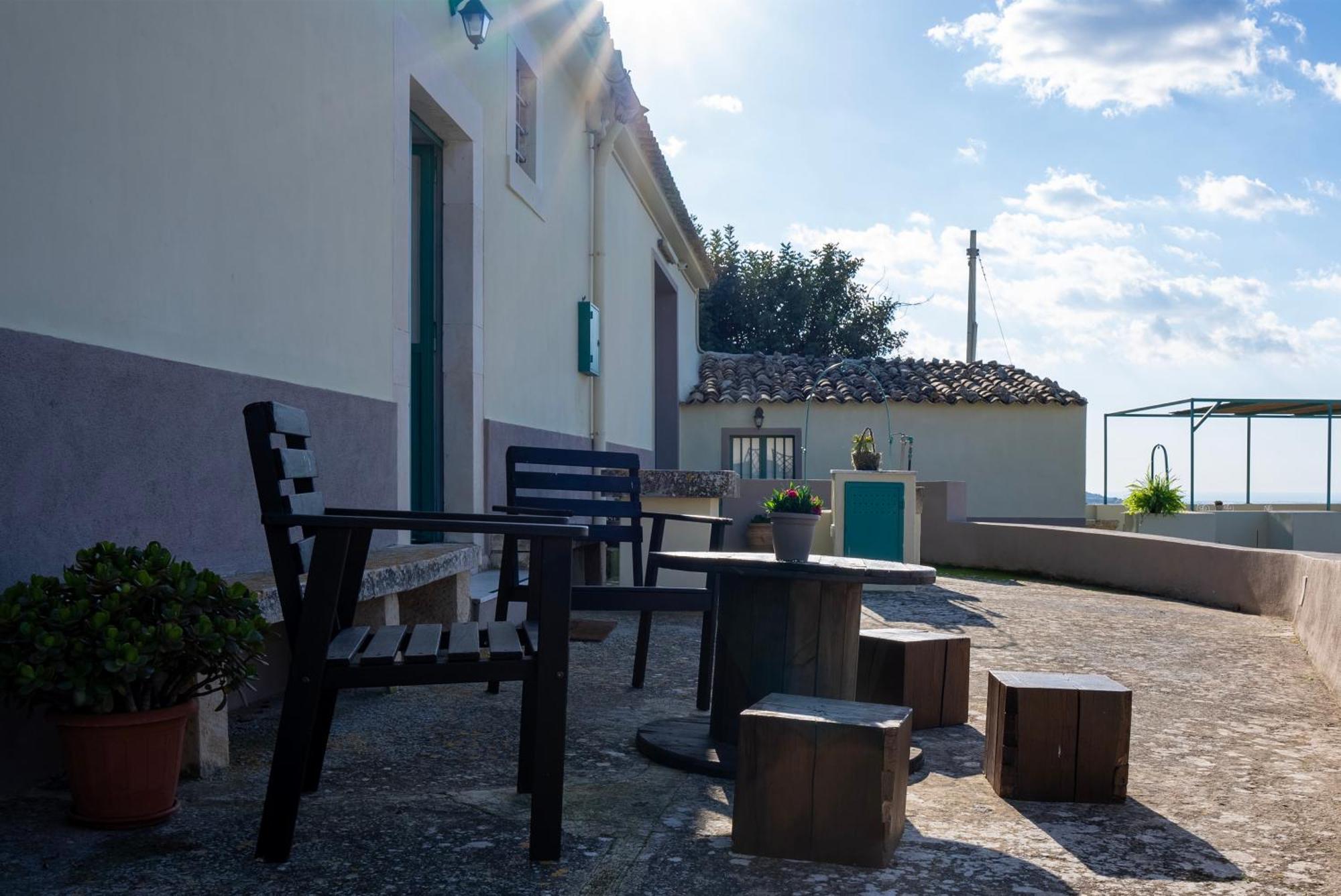 La Dimora Delle Coste Apartment Comiso Exterior photo